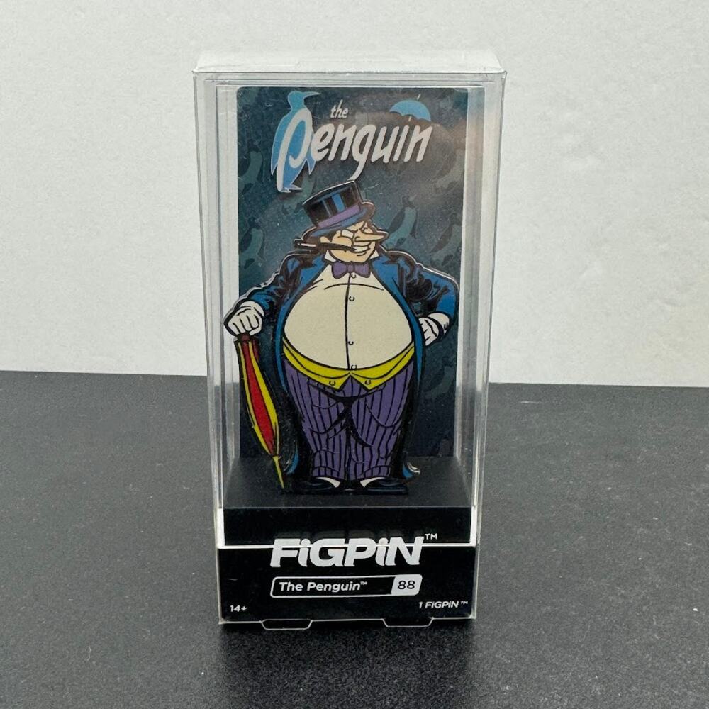 FigPin The Penguin #88 DC Universe Collectible Enamel Pin